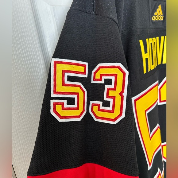 Authentic Adidas Vancouver Canucks Jersey, 50th anniversary, skate logo. Horvat - Picture 3 of 5